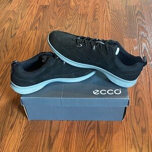 Ecco Exceed M walking/hiking shoes. Size 12-12.5